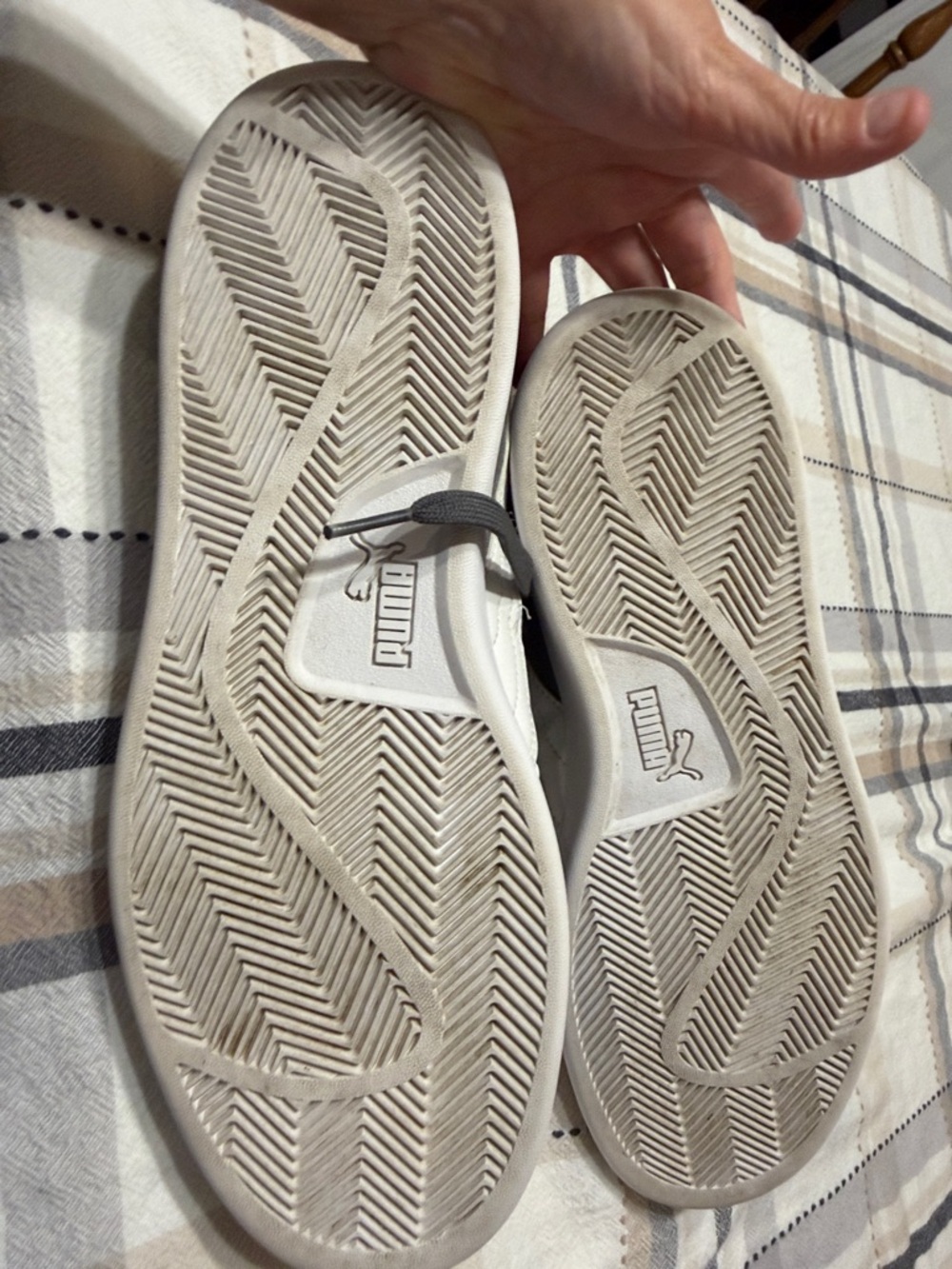 Puma Men’s Gray & White Suede Low-Top Sneaker with Gold Logo - Picture 7 of 7